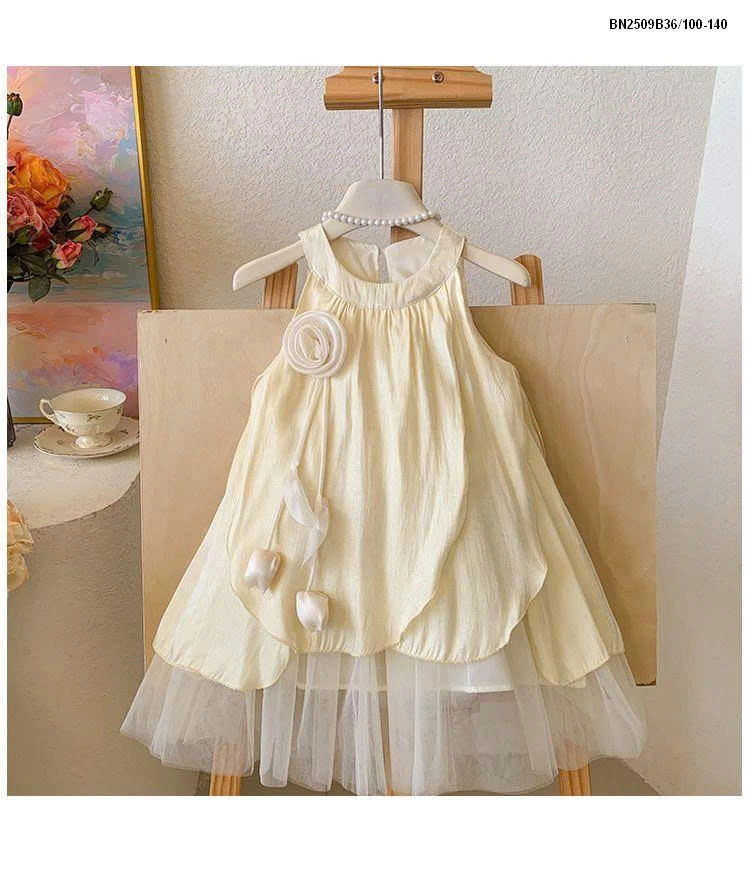 ĐẦM CỔ YẾM GẮN HOA 3D