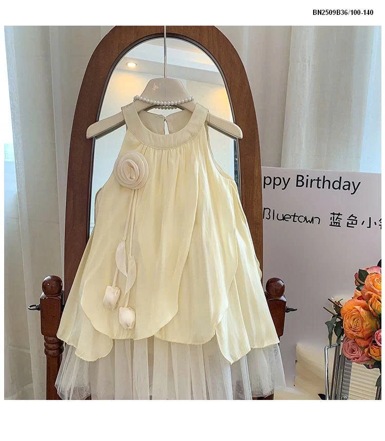 ĐẦM CỔ YẾM GẮN HOA 3D