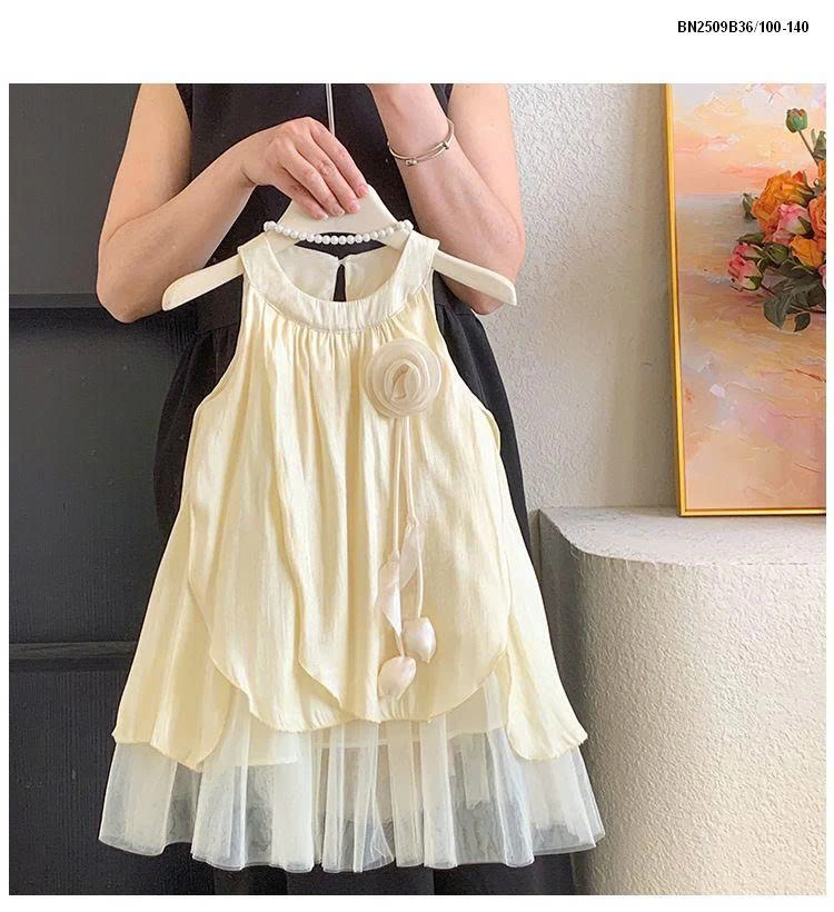 ĐẦM CỔ YẾM GẮN HOA 3D