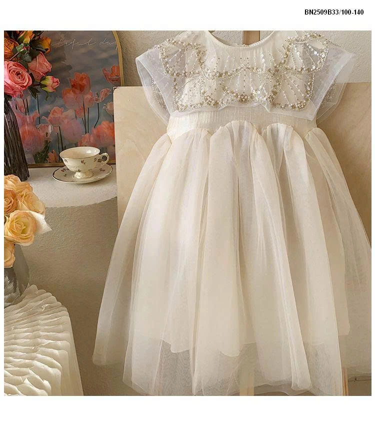 Váy công chúa sát nách