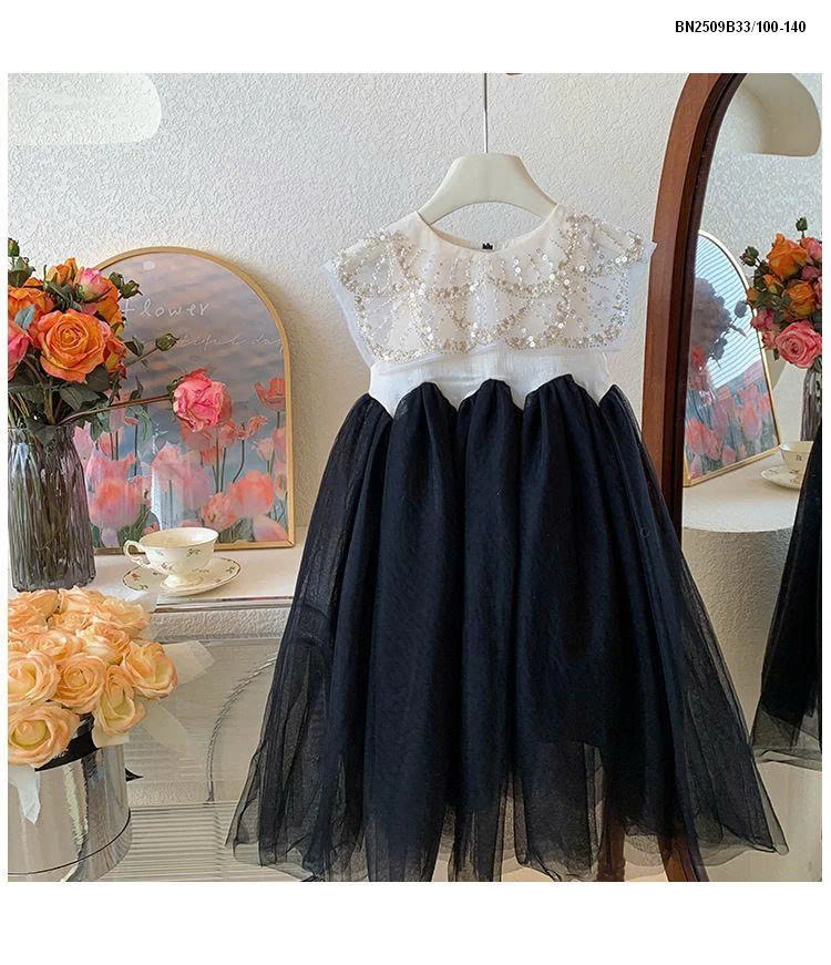 Váy công chúa sát nách