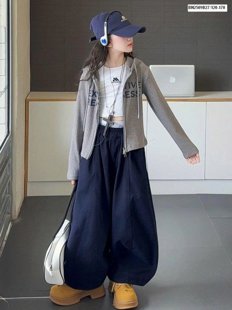 ÁO KHOÁC IN CHỮ DÁNG NGẮN MIX QUẦN SUÔNG