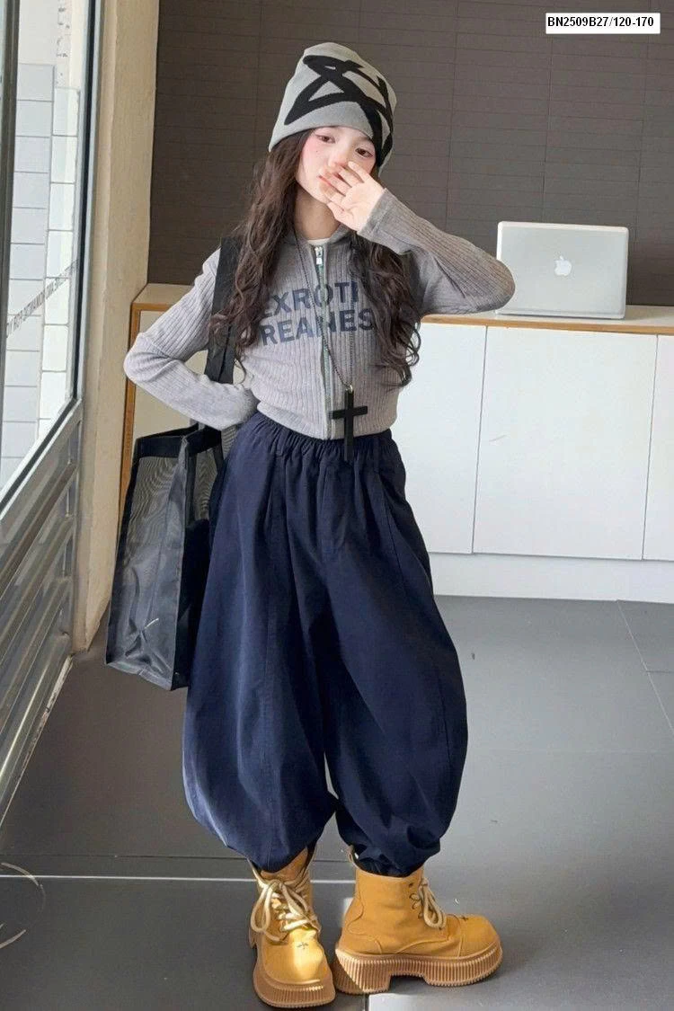 ÁO KHOÁC IN CHỮ DÁNG NGẮN MIX QUẦN SUÔNG