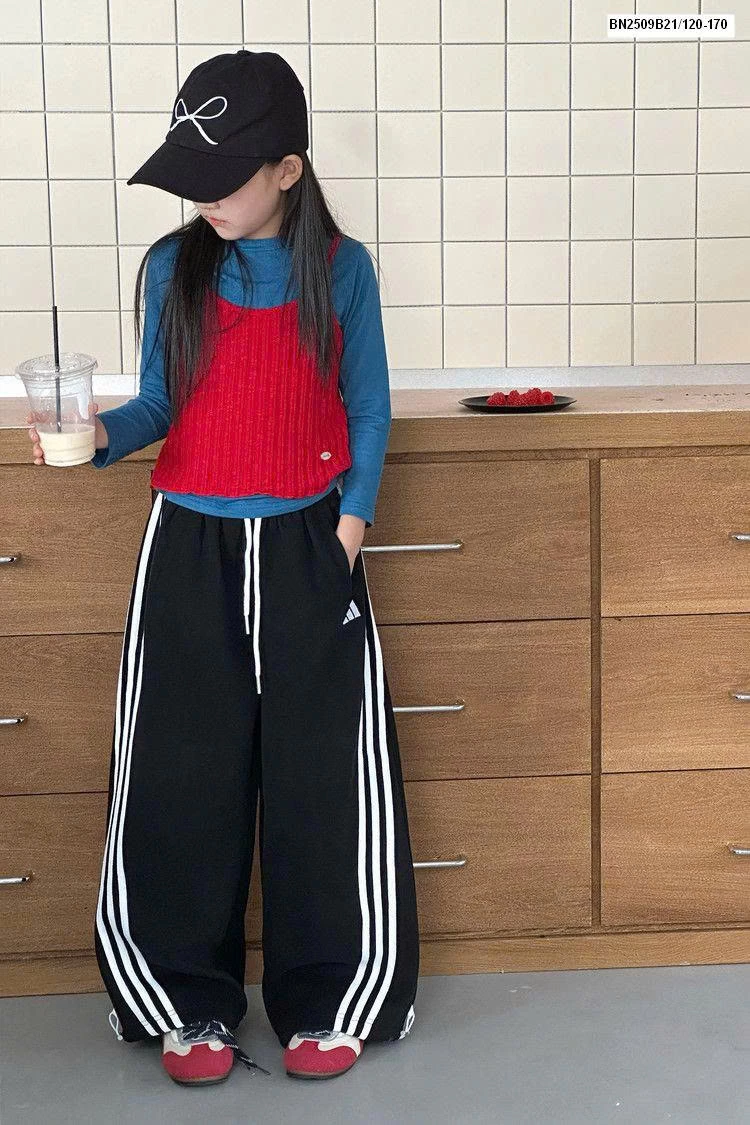 QUẦN THỂ THAO 3 SỌC