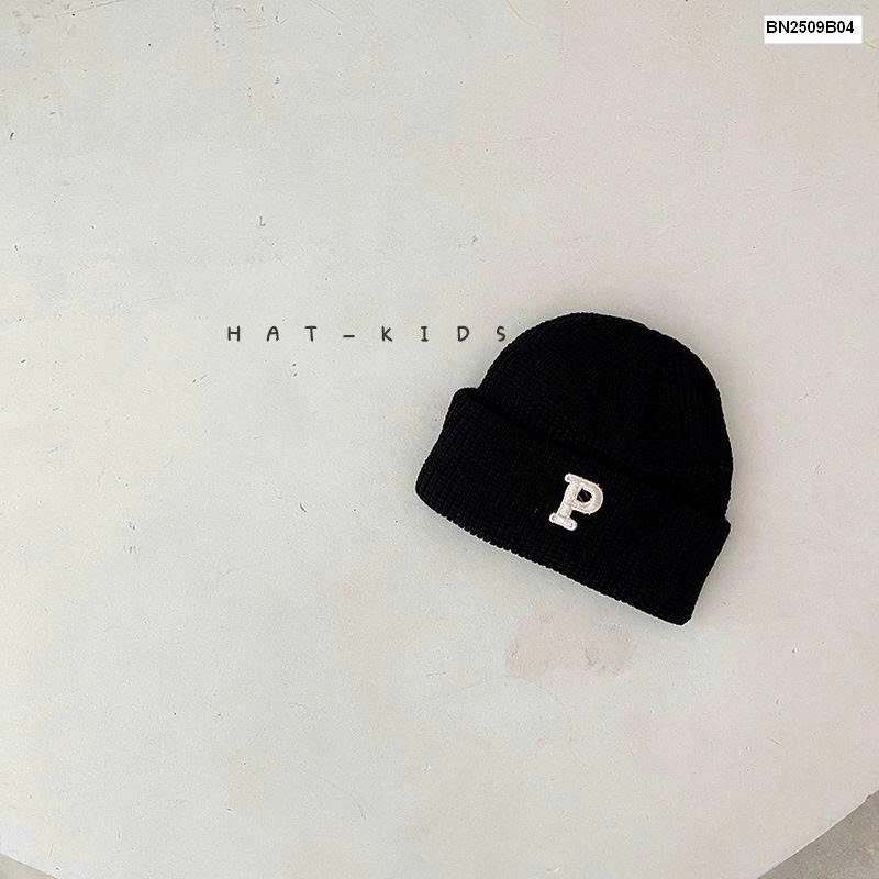 MŨ LEN CHỮ P NHÍ