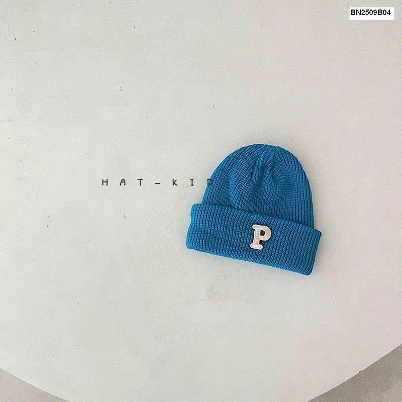 MŨ LEN CHỮ P NHÍ