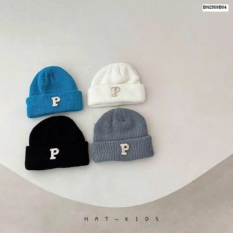 MŨ LEN CHỮ P NHÍ