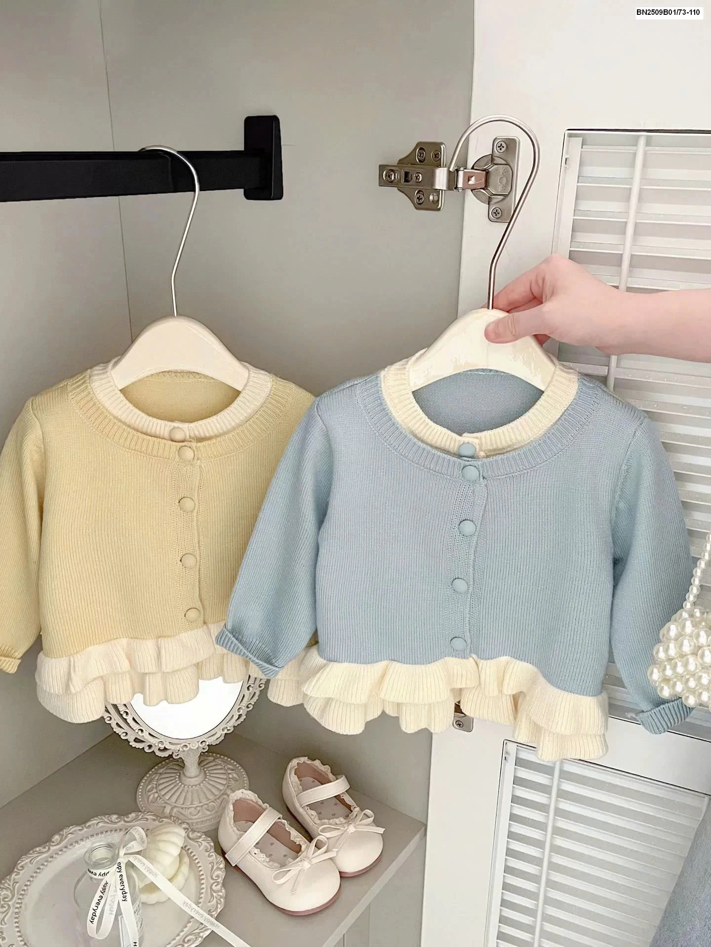 ÁO KHOÁC LEN GIẢ 2 LƠP SZ NHÍ