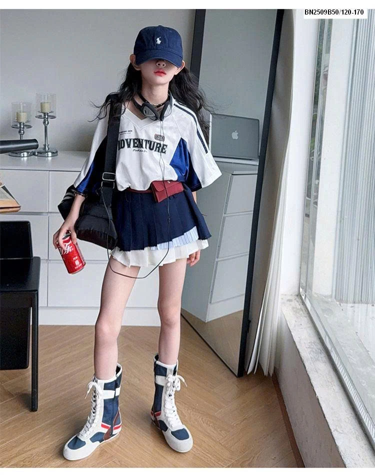 SET ÁO THỂ THAO DÁNG CRT MIX CHÂN VÁY XẾP LY