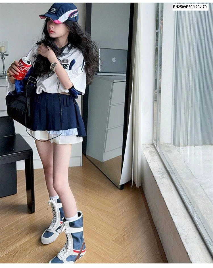 SET ÁO THỂ THAO DÁNG CRT MIX CHÂN VÁY XẾP LY