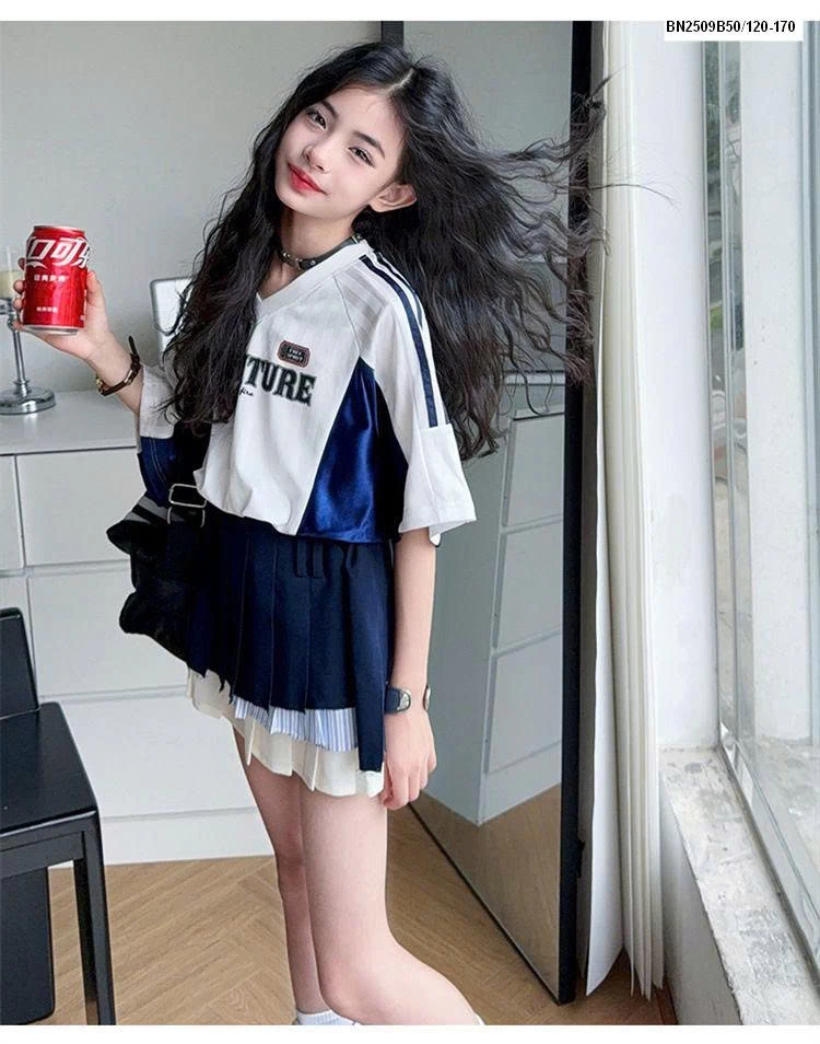 SET ÁO THỂ THAO DÁNG CRT MIX CHÂN VÁY XẾP LY