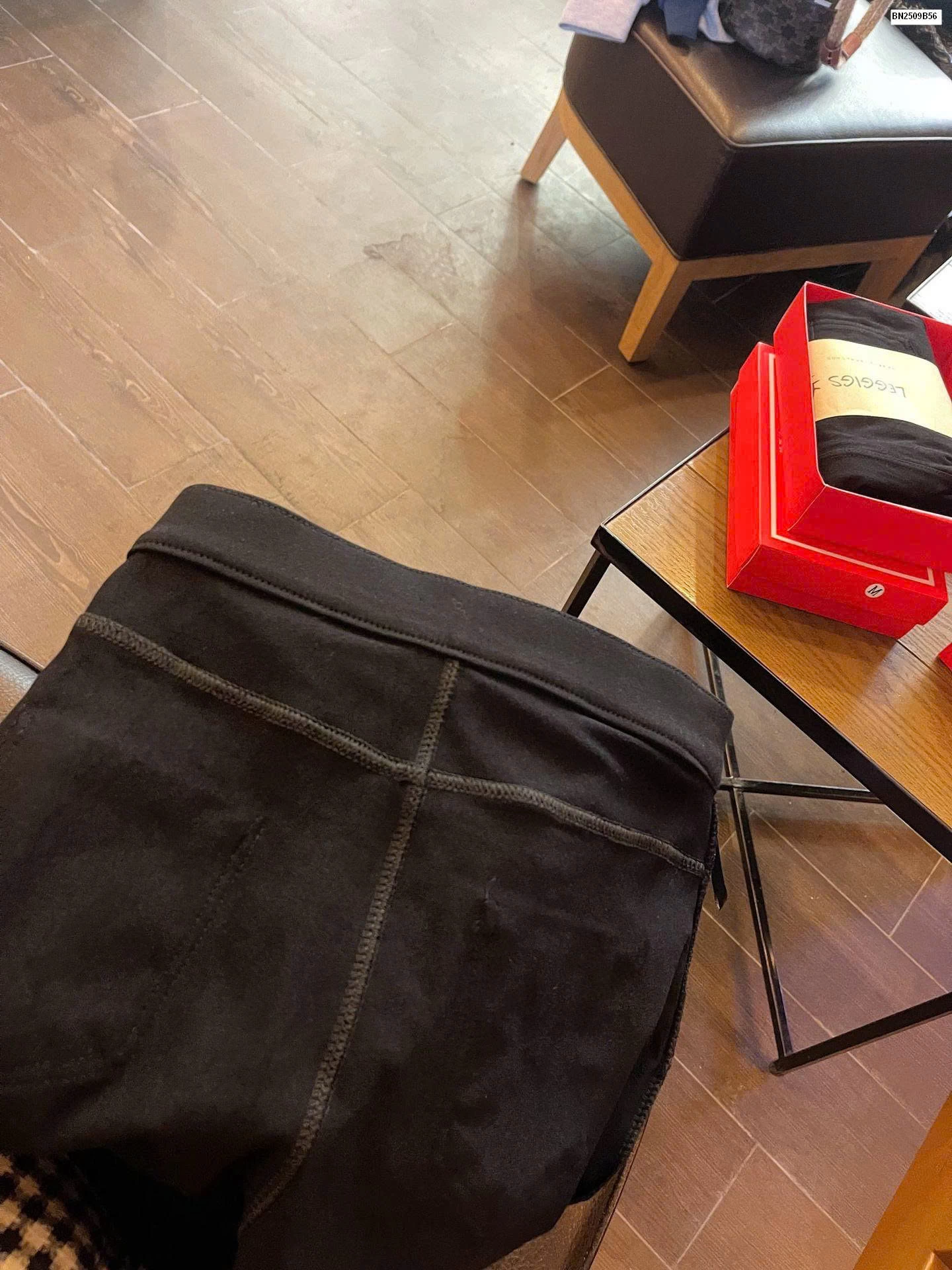 QUẦN LEGGING HENNY ROE