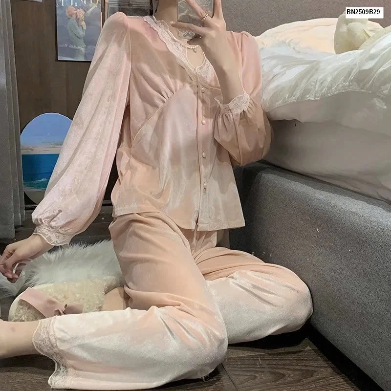 PIZAMA NHUNG VIỀN REN NỮ