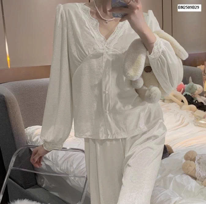 PIZAMA NHUNG VIỀN REN NỮ