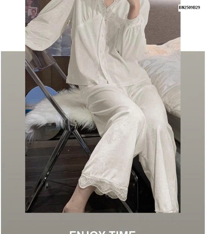 PIZAMA NHUNG VIỀN REN NỮ