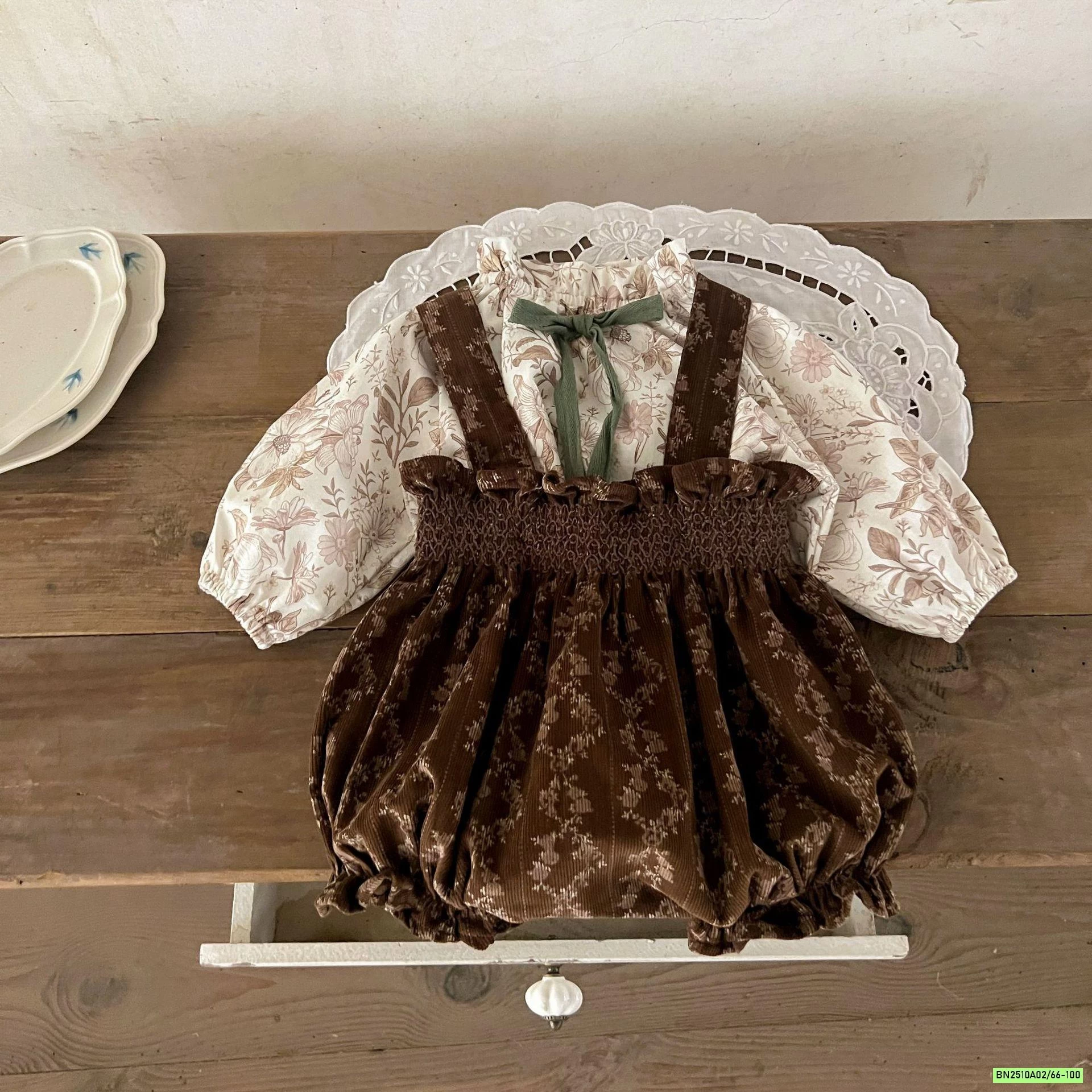 SƠ MI HOA MIX YẾM NHUNG NÂU