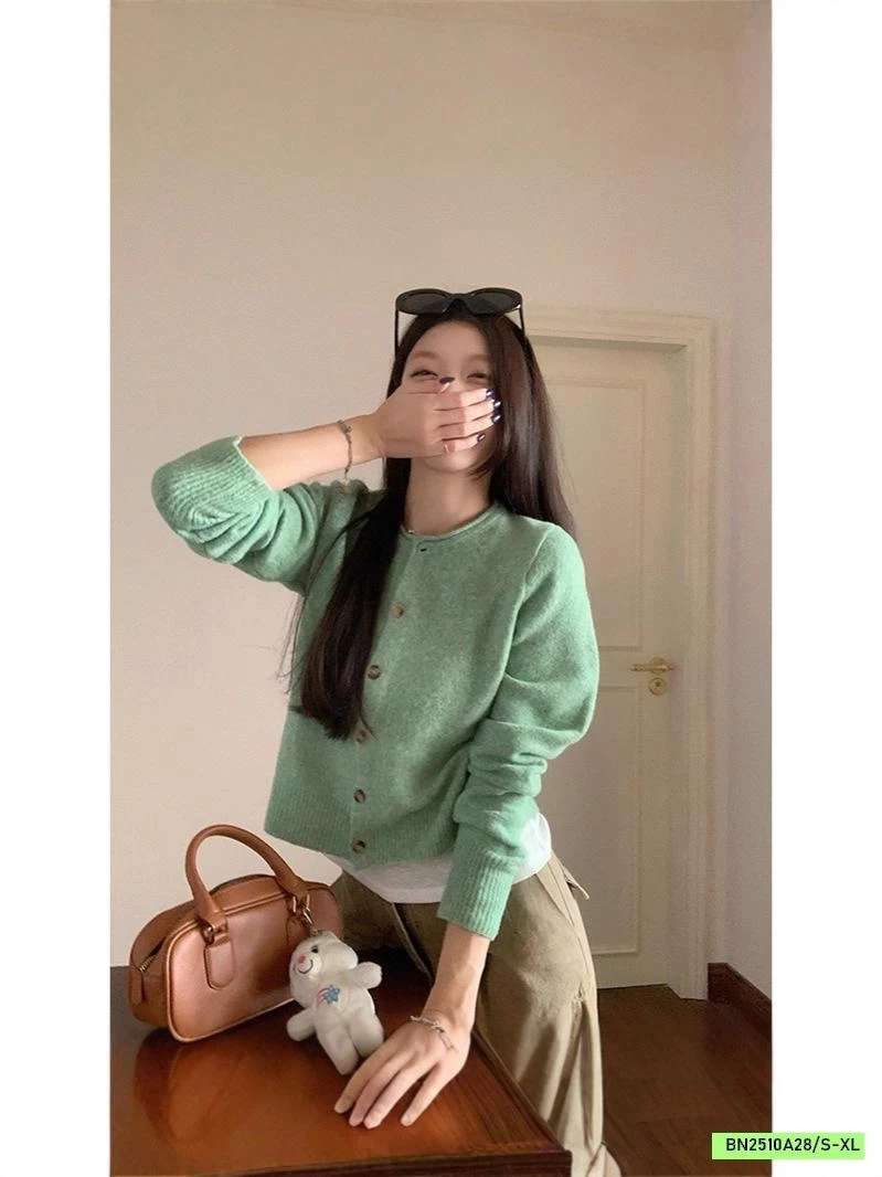 CARDIGAN MOSESQUEEN HOT HIT