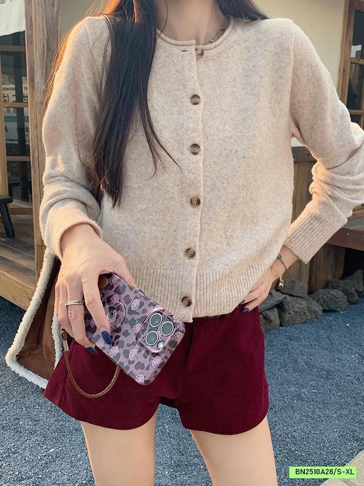 CARDIGAN MOSESQUEEN HOT HIT