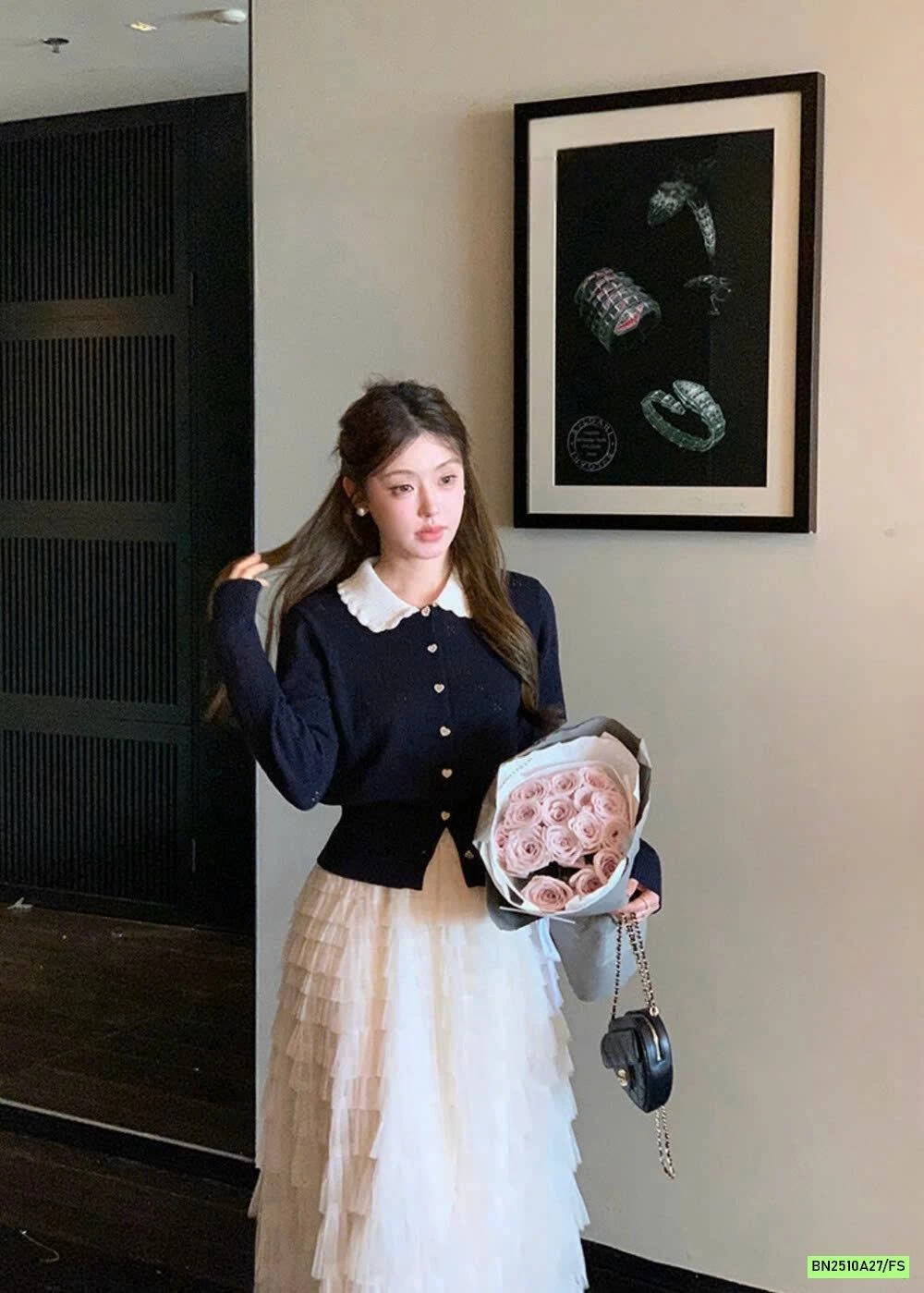 CARDIGAN DỆT CỔ SEN WGWE7612