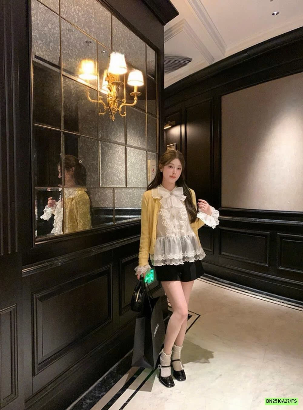 CARDIGAN DỆT CỔ SEN WGWE7612