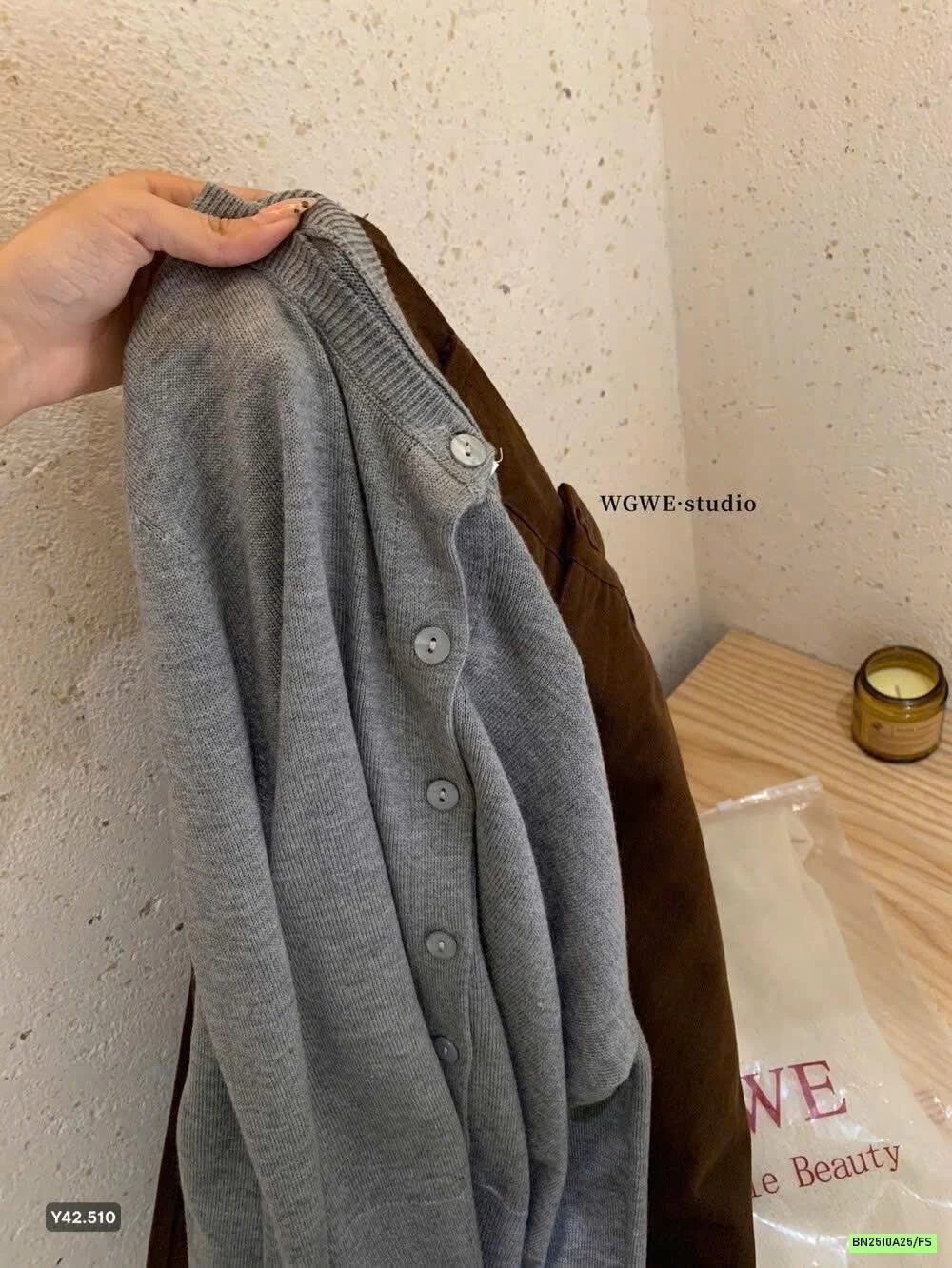 CARDIGAN TRƠN MÀU WGWE7424