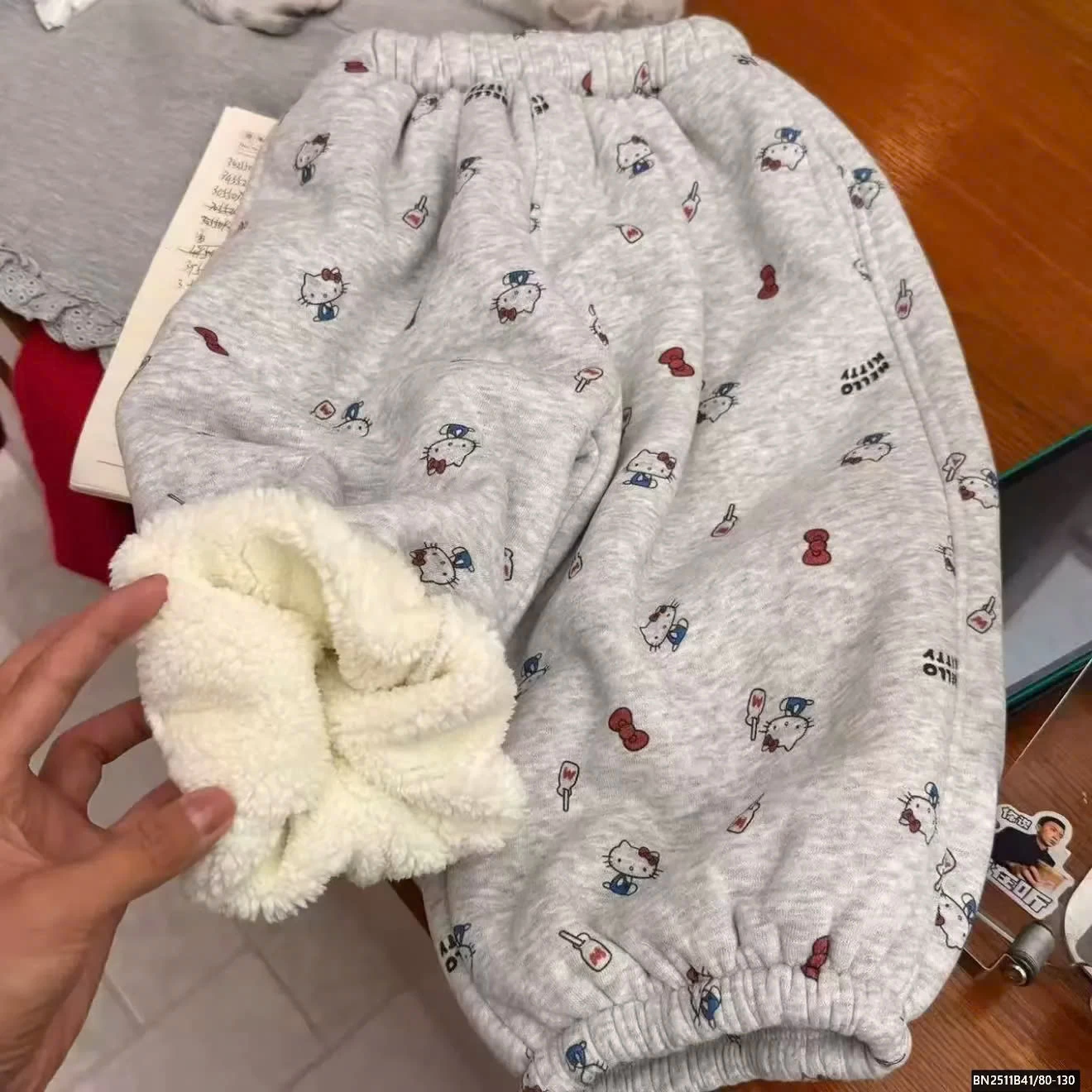 QUẦN NỈ KITTY LÓT LÔNG CỪU