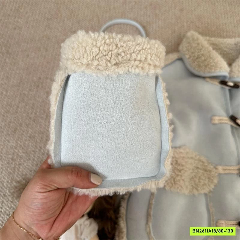 KHOÁC DA LỘN LÔNG CỪU DÁNG DÀI XANH