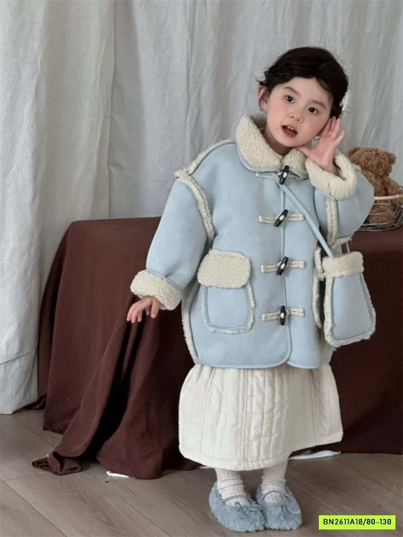 KHOÁC DA LỘN LÔNG CỪU DÁNG DÀI XANH