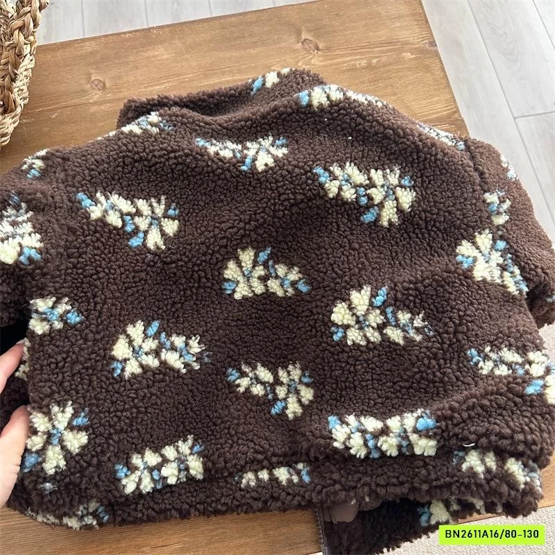 KHOÁC LÔNG CỪU TRẦN TRÁM