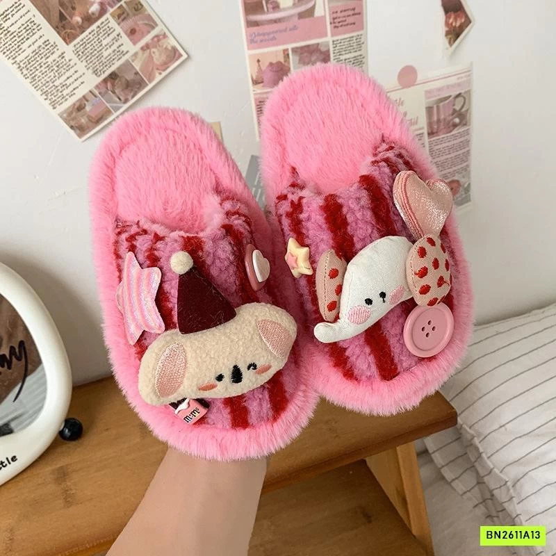 DÉP LÊ LÔNG CỪU GẮN CHARM