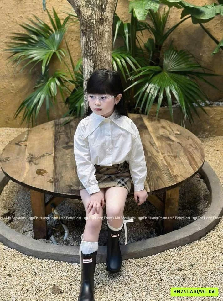 CHÂN VÁY DẠ CARO NÂU T&Q KIDS