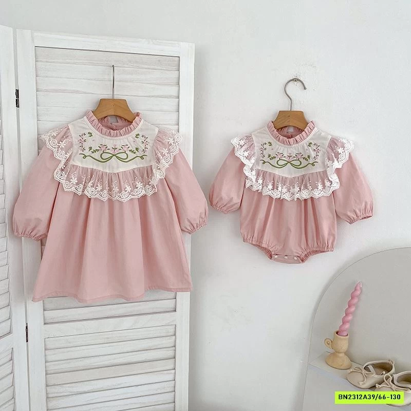 COUPLE THÔ MỀM THÊU HOA