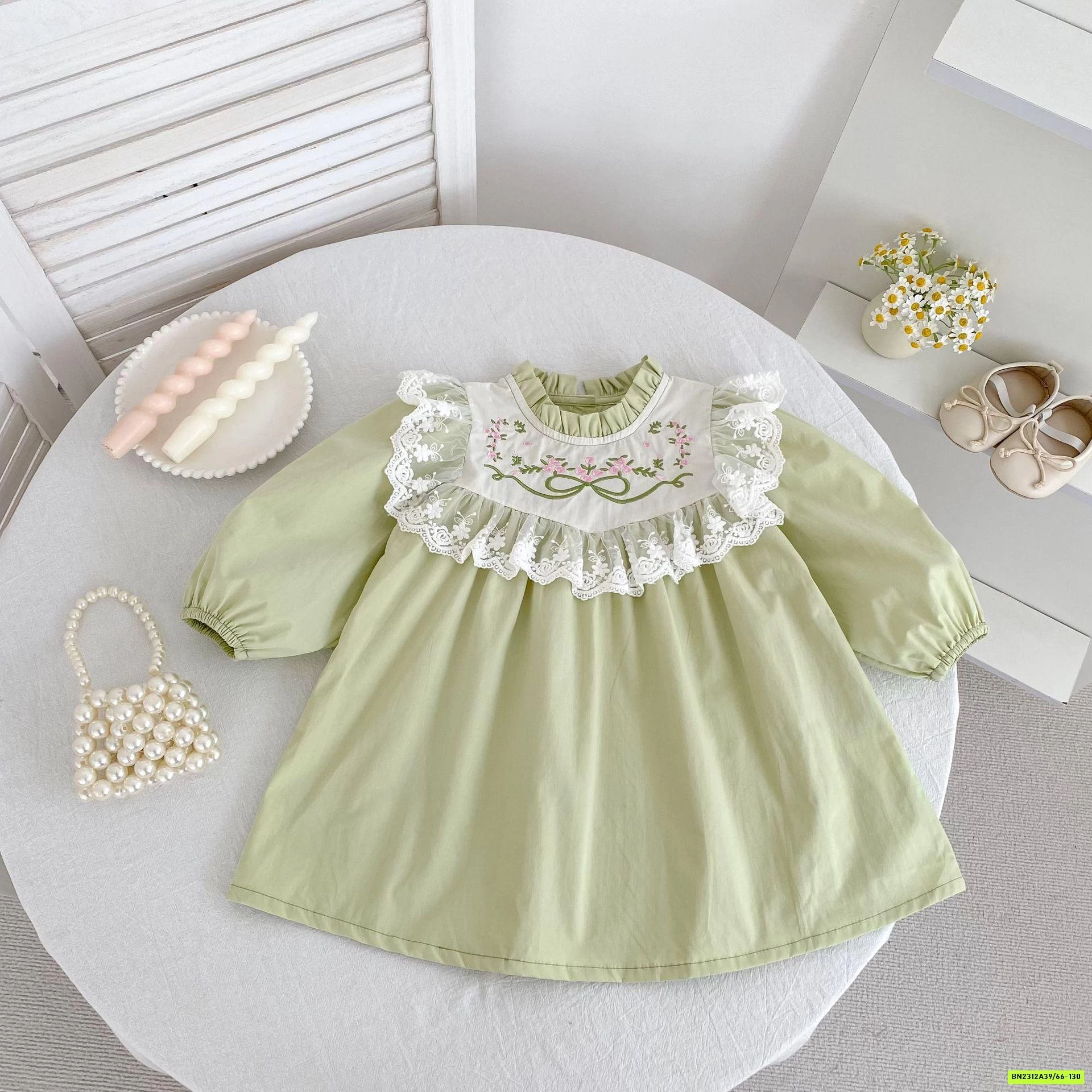 COUPLE THÔ MỀM THÊU HOA