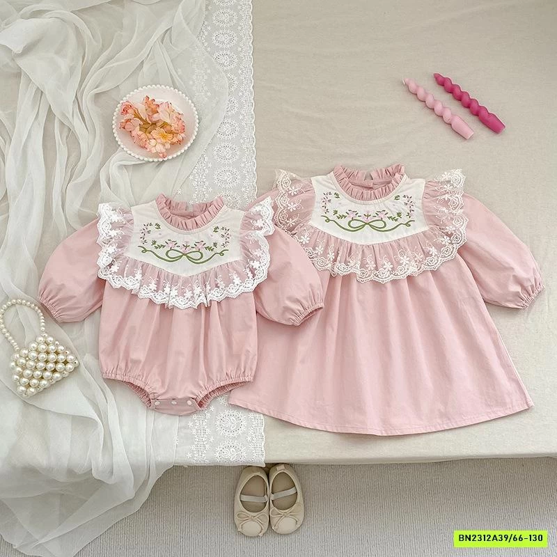 COUPLE THÔ MỀM THÊU HOA