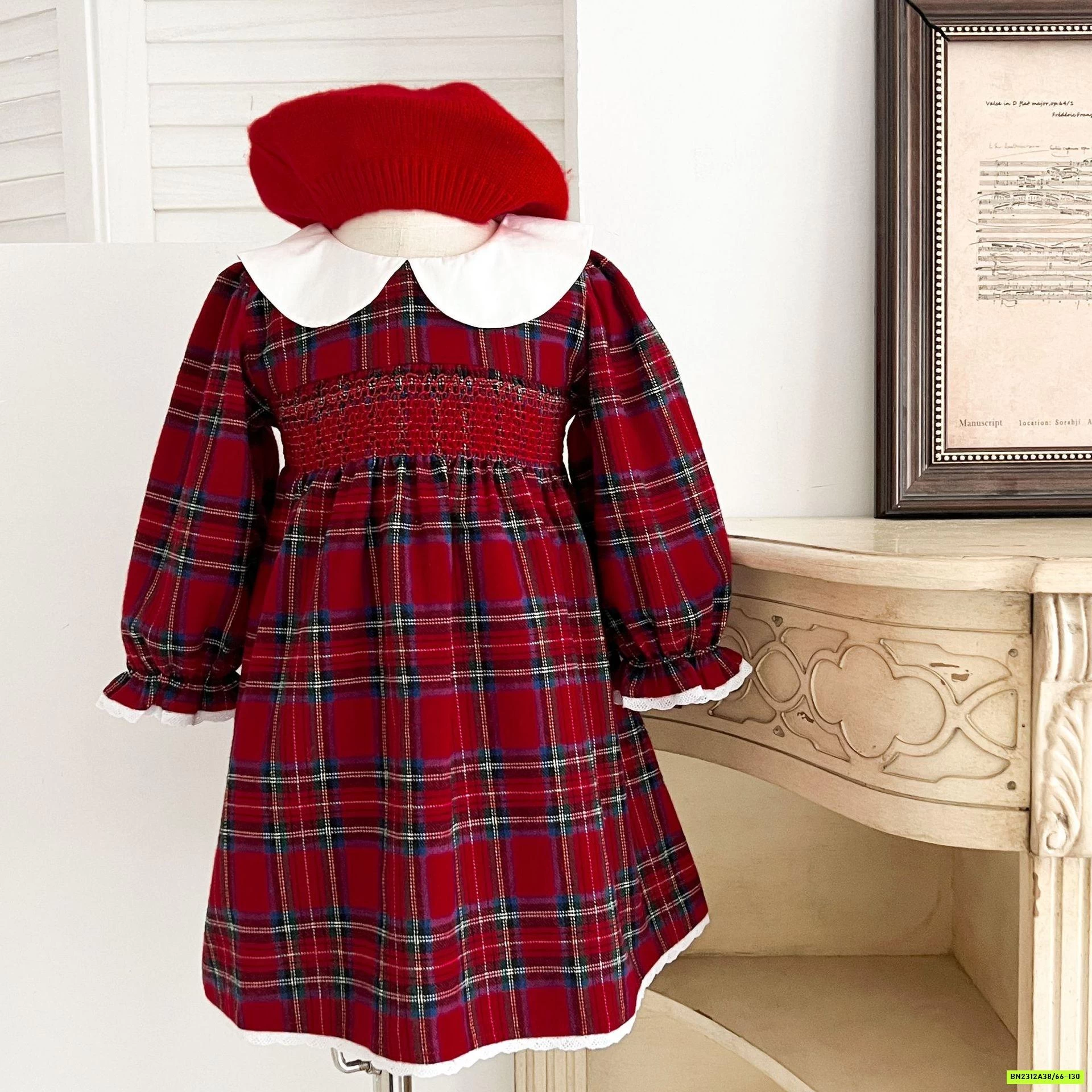 COUPLE CARO ĐỎ CỔ SEN