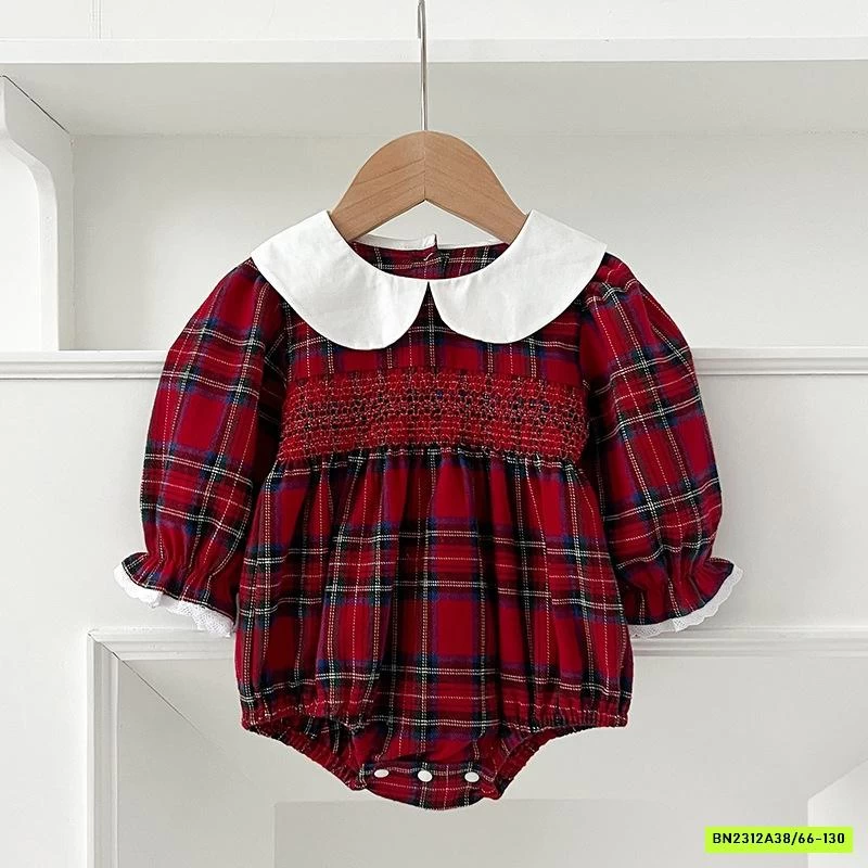 COUPLE CARO ĐỎ CỔ SEN