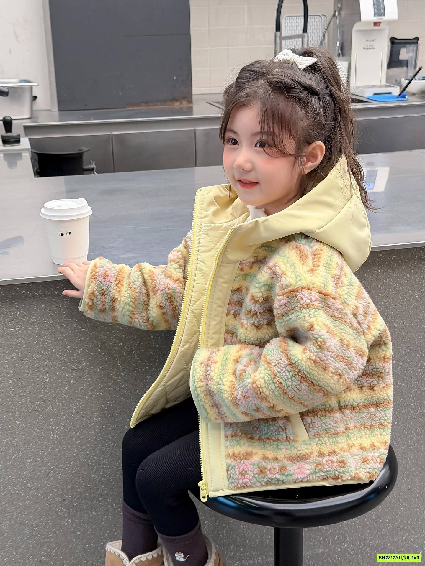 KHOÁC BÔNG TRẦN TRÁM HOA NHÍ LIỀN MŨ