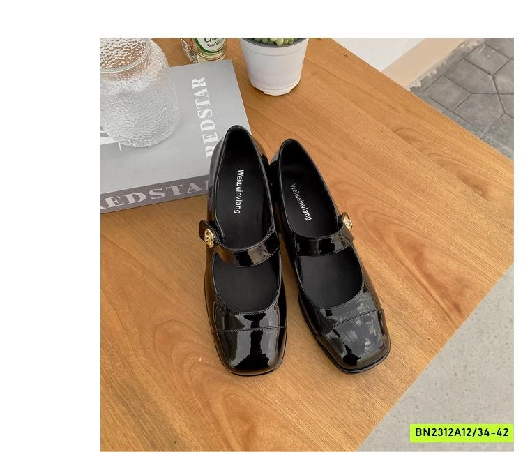 GIÀY MERY JANE MŨI VUÔNG