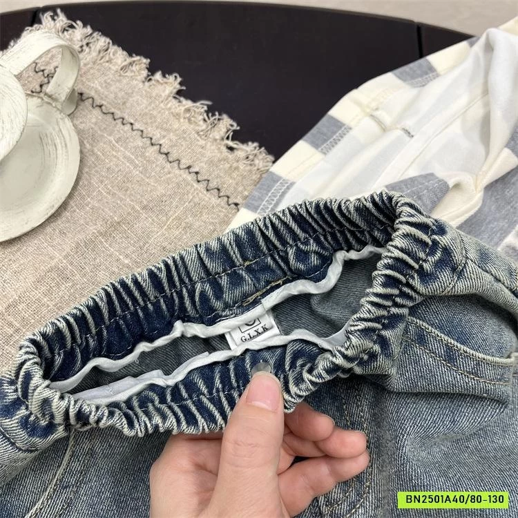 JEANS BAGGY THÊU VỊT DONAL