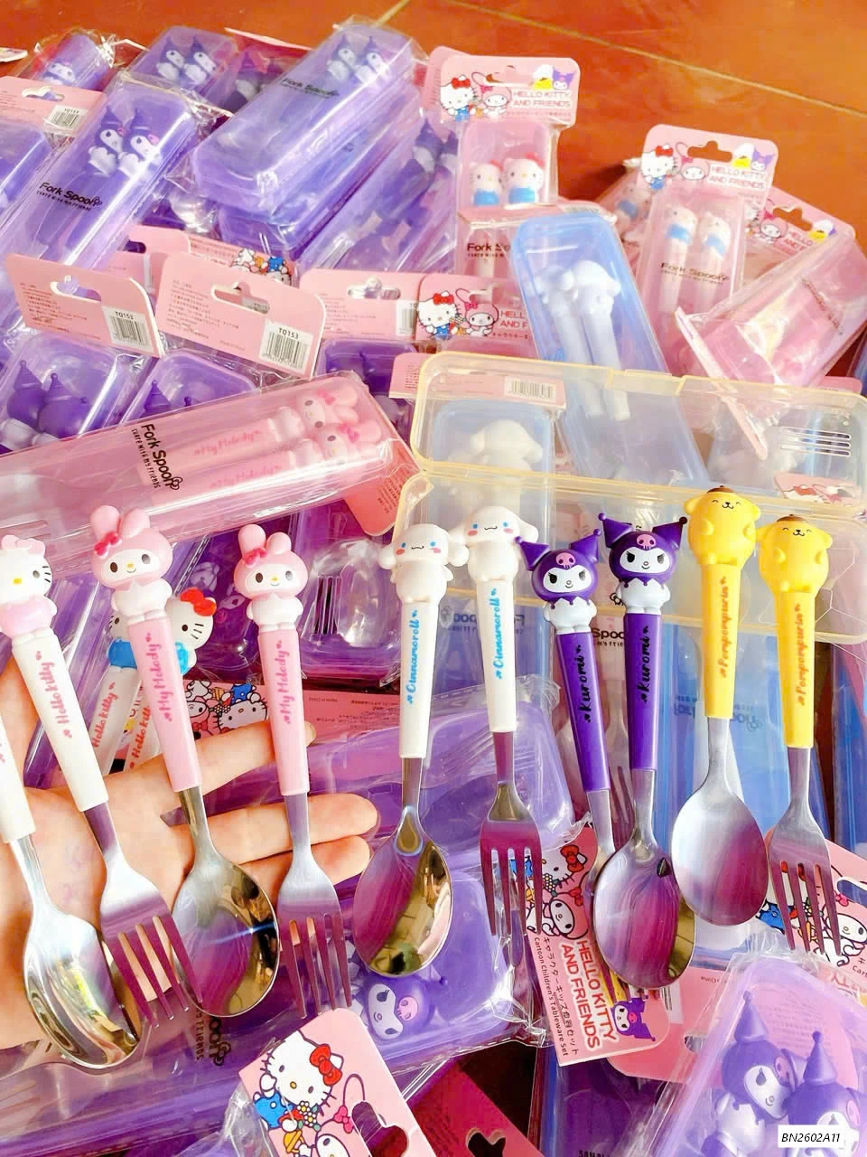 SET THÌA DĨA DỄ THƯƠNG CHO BÉ