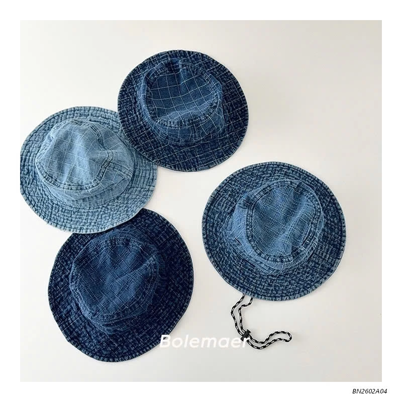 MŨ BÈO JEANS CÓ QUAI