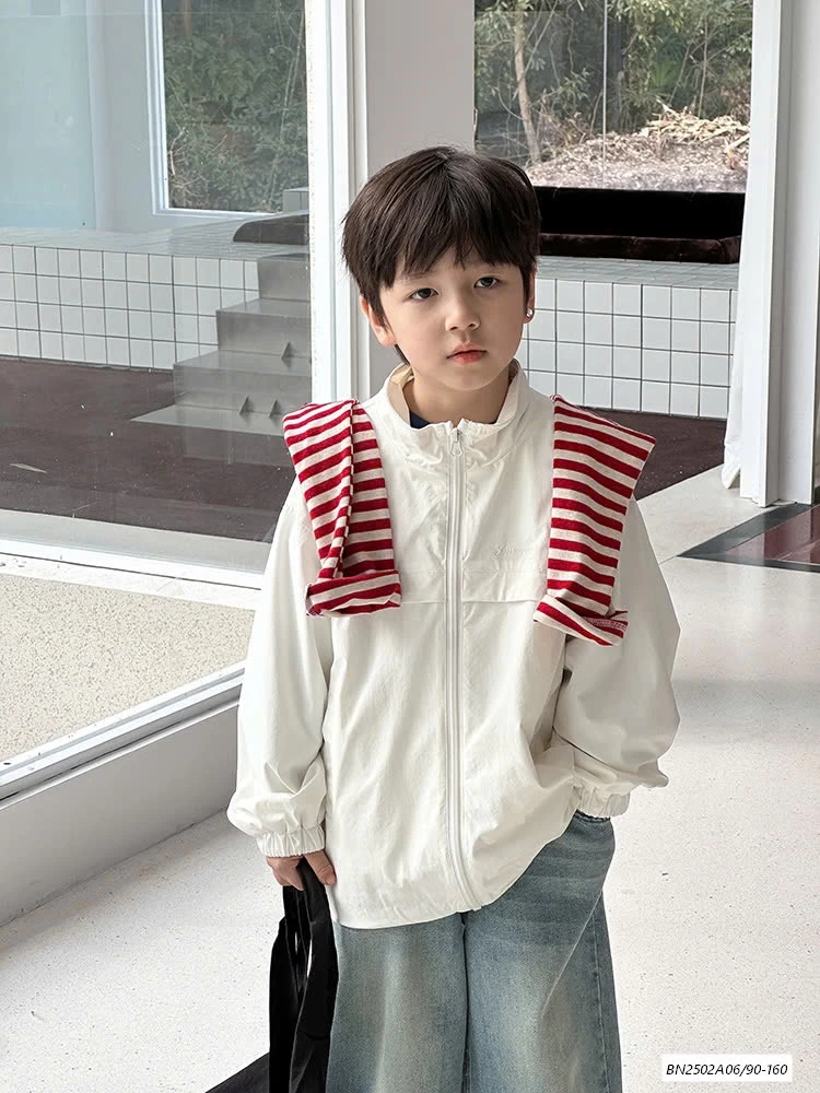 KHOÁC GIÓ 25A116 AMBB