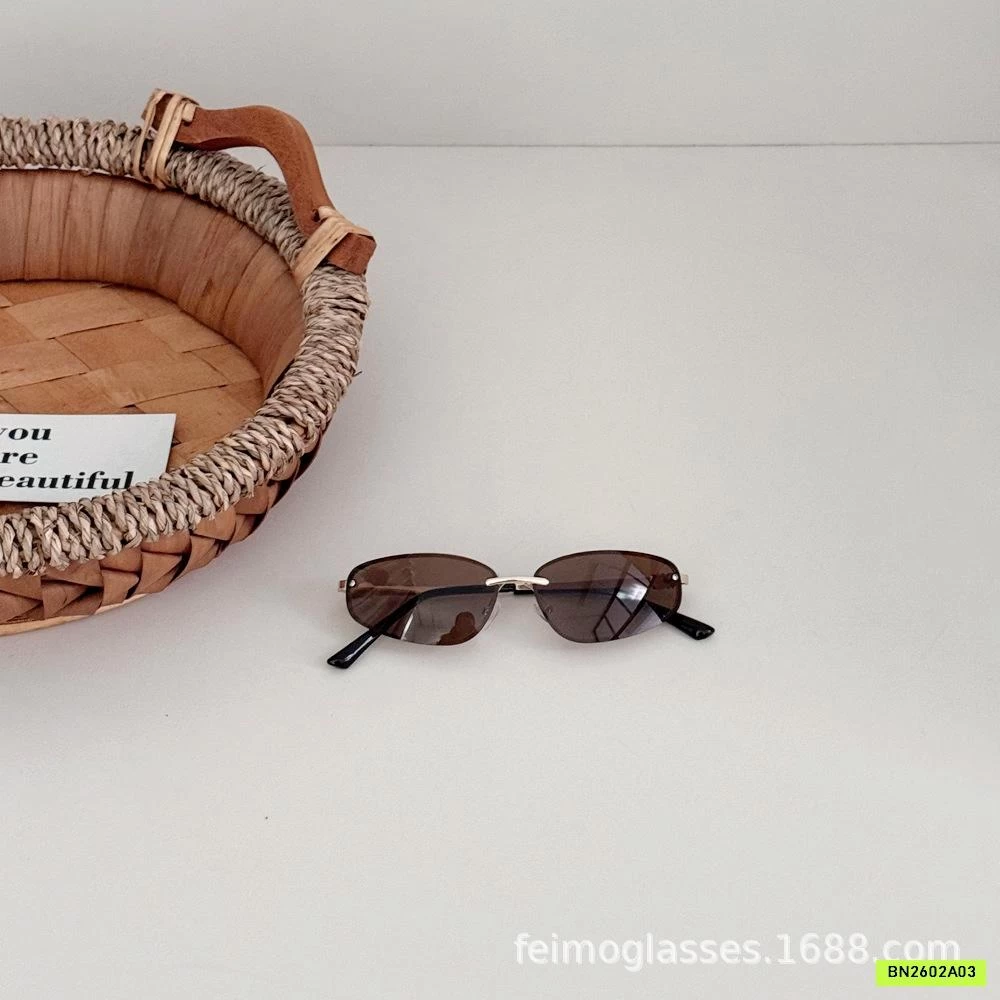 KÍNH THỜI TRANG GỌNG NHỎ KIỂU MỸ