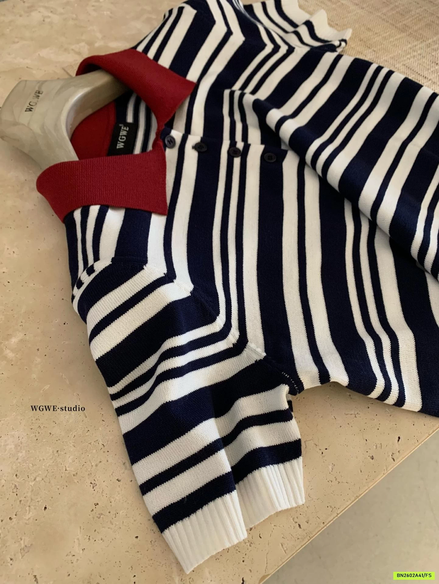 MONTOGHI KẺ POLO WGWE8838