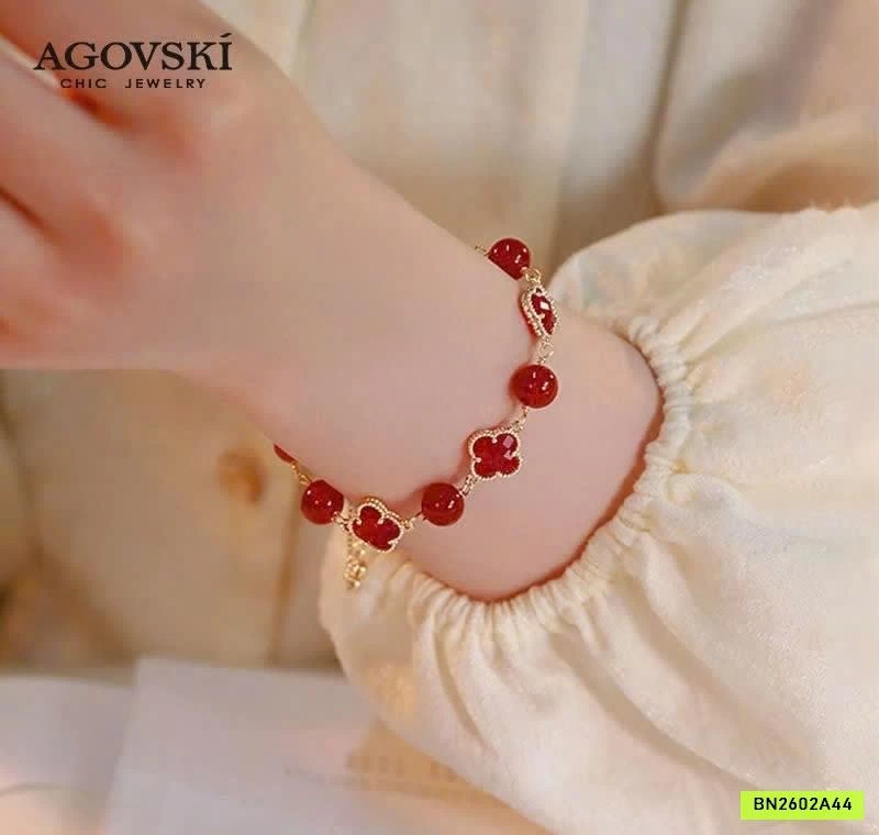 VÒNG TAY ĐỎ MAY MẮN AGOVSKI