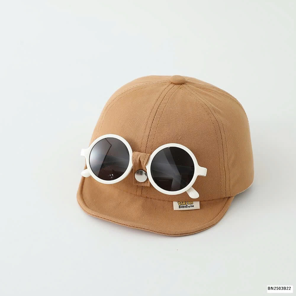 MŨ LƯỠI TRAI KÈM KÍNH NHÍ