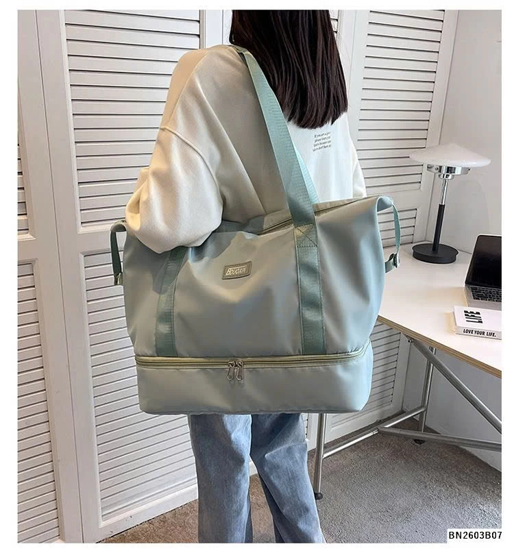 TÚI DU LỊCH BẢN VUÔNG