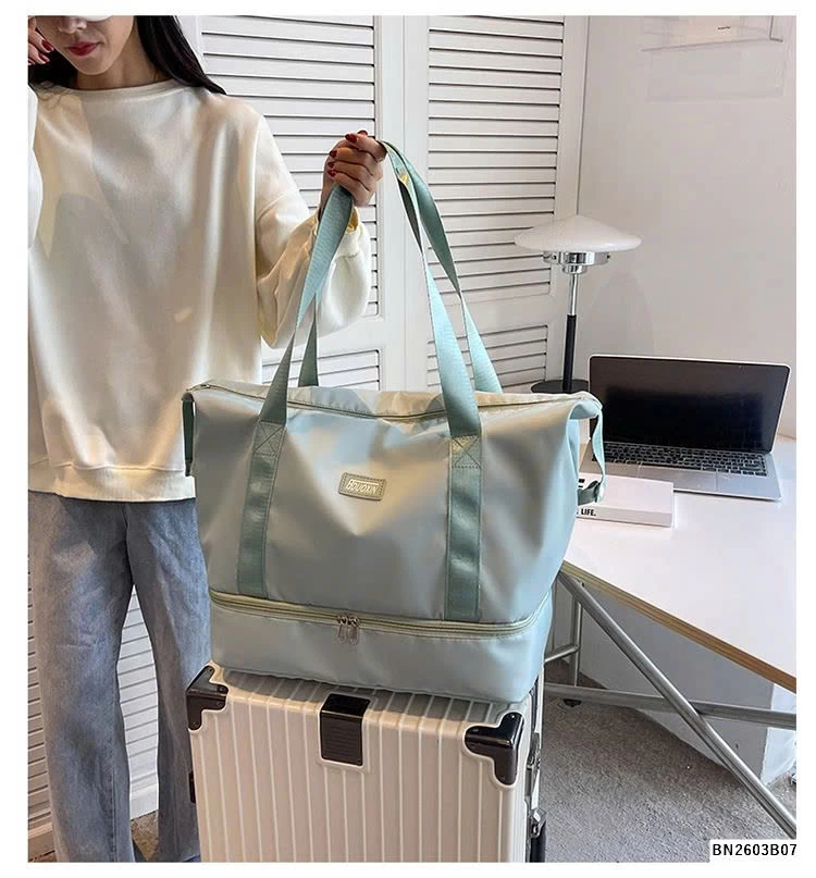 TÚI DU LỊCH BẢN VUÔNG