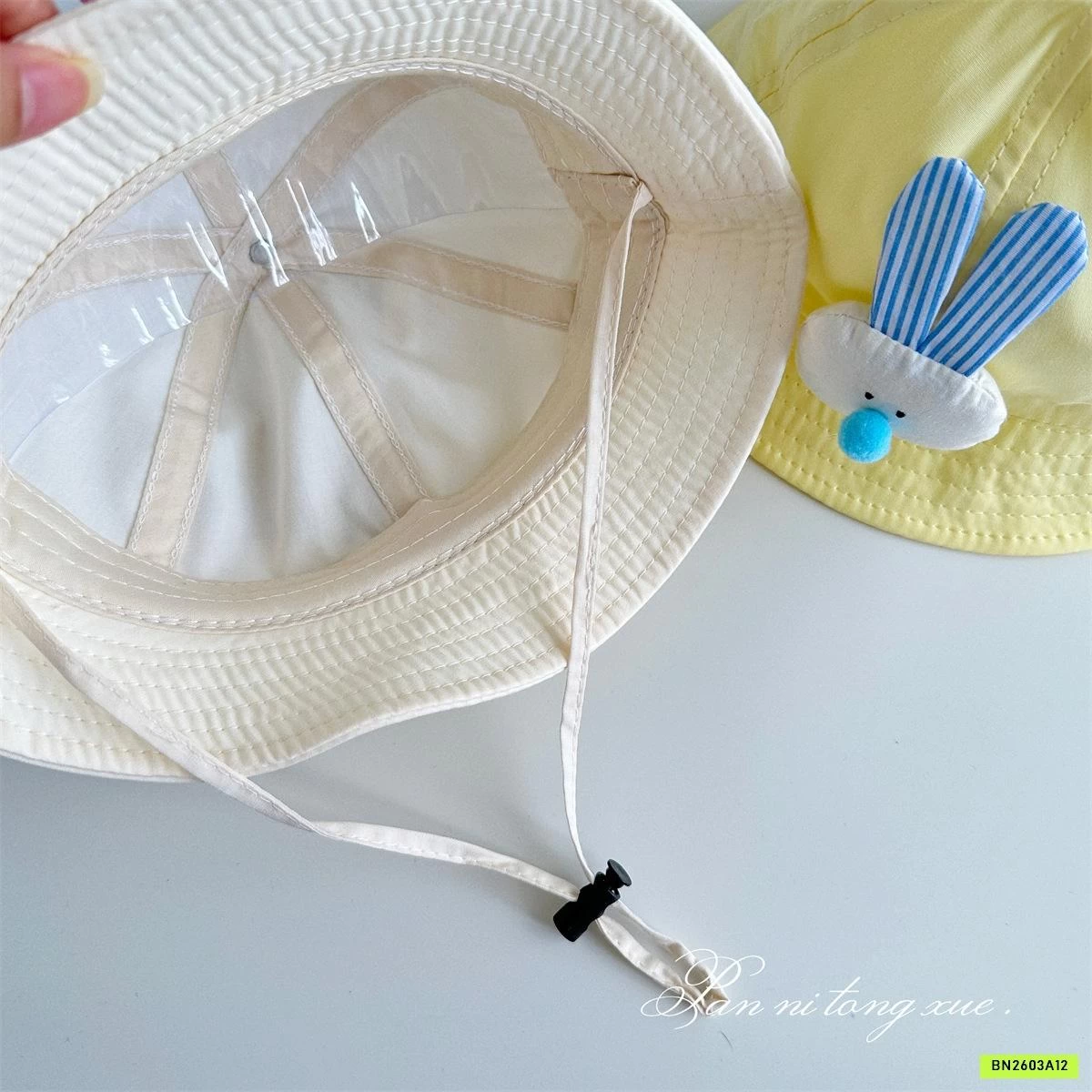 MŨ BÈO DỄ THƯƠNG BÉ GÁI