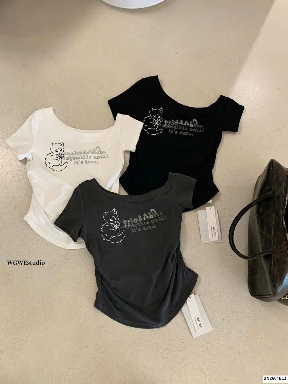 ÁO THUN LỆCH VAI WGWE